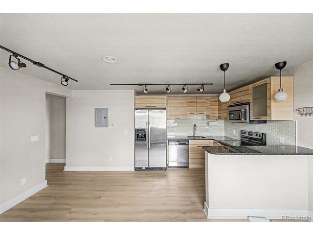 120 S Pennsylvania St 302, Denver, CO 80209