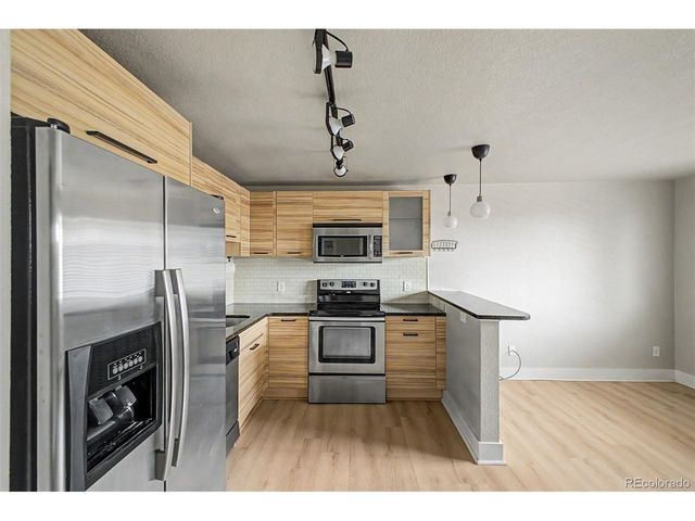 120 S Pennsylvania St 302, Denver, CO 80209