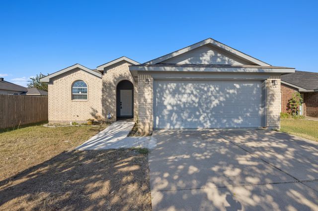 10312 Oldham Court, Fort Worth, TX 76140