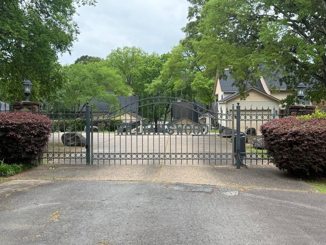 211 Brown St Apt 12, Hot Springs, AR 71913