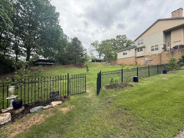 211 Brown St Apt 12, Hot Springs, AR 71913