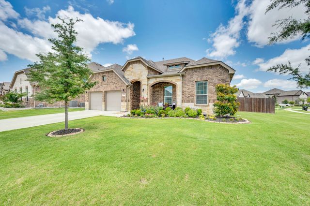 3660 Twin Pines Drive, Grand Prairie, TX 76065