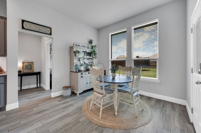 3660 Twin Pines Drive, Grand Prairie, TX 76065