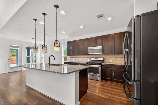 13019 Foxwood Creek Lane, Houston, TX 77044