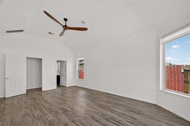 13019 Foxwood Creek Lane, Houston, TX 77044