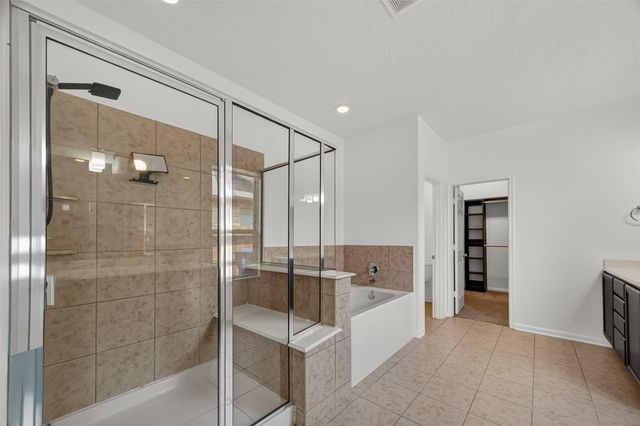 13019 Foxwood Creek Lane, Houston, TX 77044