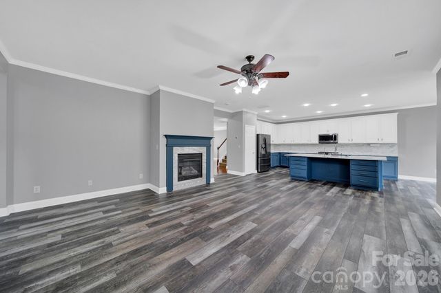 325 Mount Side Way, Fort Mill, SC 29715