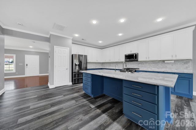 325 Mount Side Way, Fort Mill, SC 29715