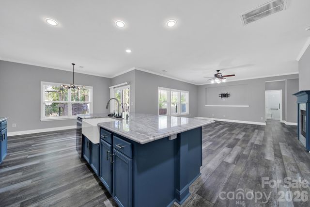 325 Mount Side Way, Fort Mill, SC 29715