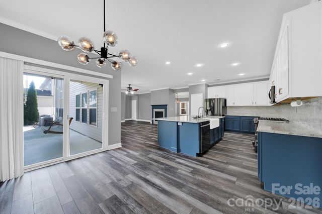 325 Mount Side Way, Fort Mill, SC 29715