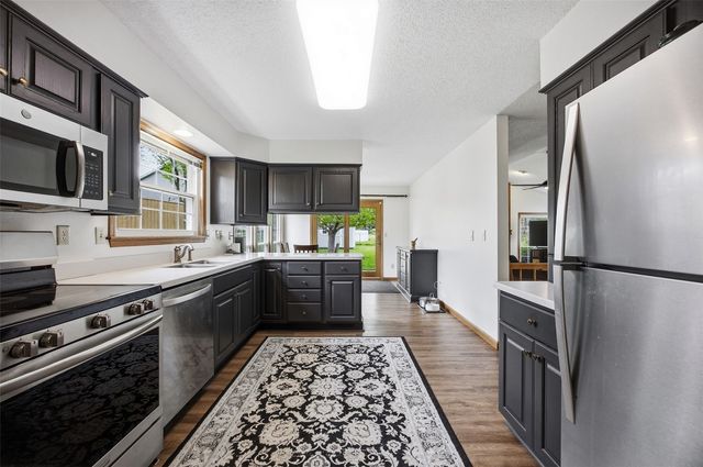 7412 Berkshire Drive NE, Cedar Rapids, IA 52402