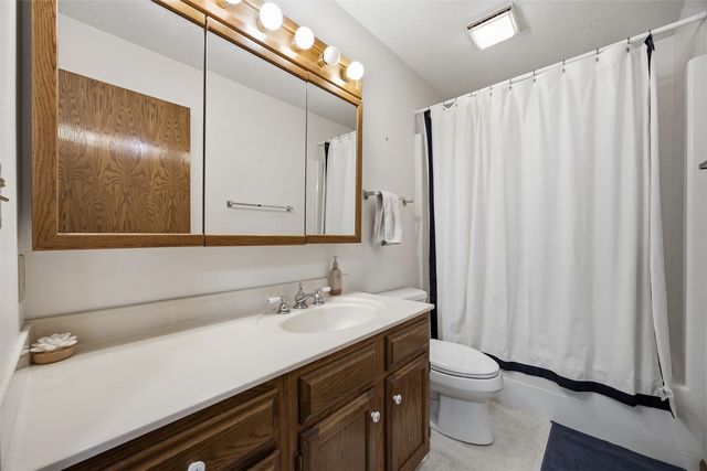 7412 Berkshire Drive NE, Cedar Rapids, IA 52402