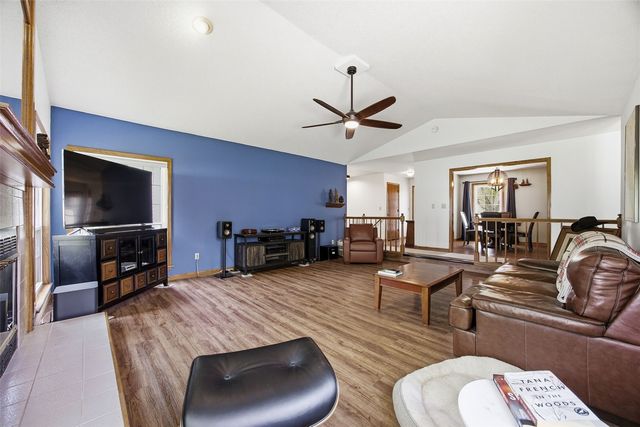 7412 Berkshire Drive NE, Cedar Rapids, IA 52402