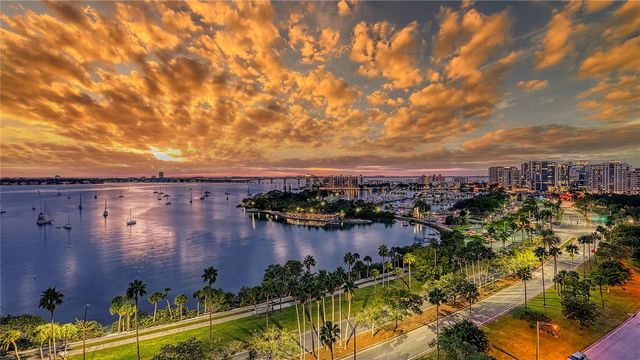 615 S PALM AVENUE 11, Sarasota, FL 34236