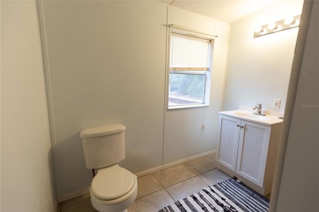 11602 NE US HIGHWAY 301, Waldo, FL 32694