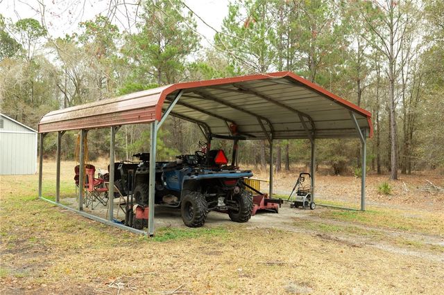 11602 NE US HIGHWAY 301, Waldo, FL 32694