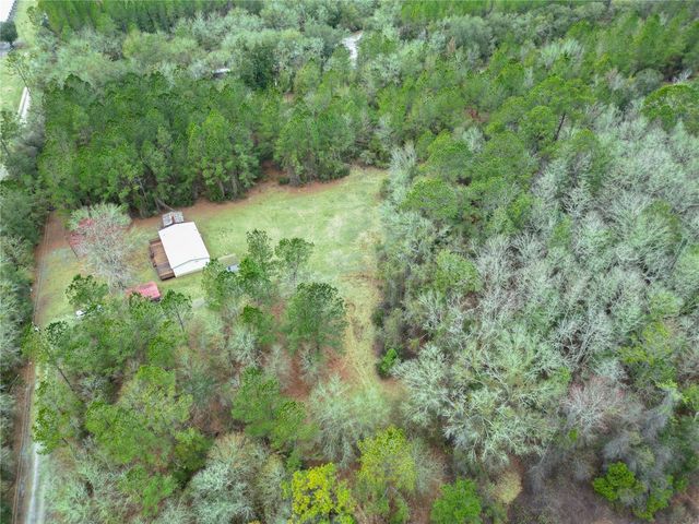 11602 NE US HIGHWAY 301, Waldo, FL 32694