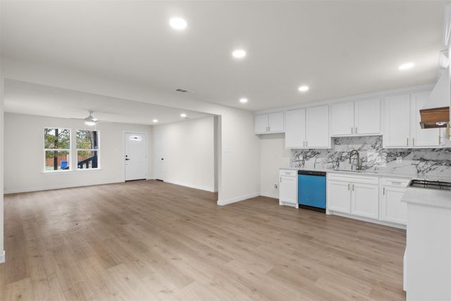 1638 Stevens Street, Dallas, TX 75228