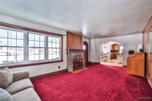 51 Hybank Drive, West Seneca, NY 14224