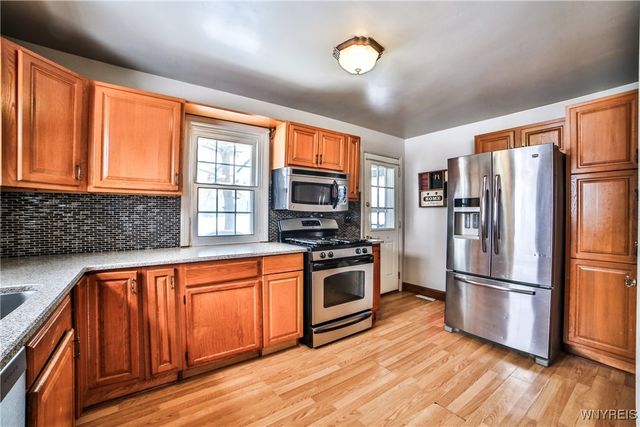 51 Hybank Drive, West Seneca, NY 14224