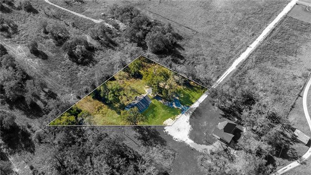 4482 COLLTON Lane, Franklin, TX 77856