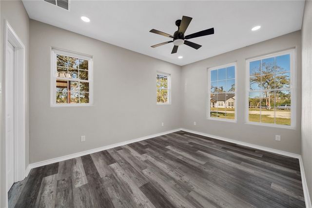 4482 COLLTON Lane, Franklin, TX 77856