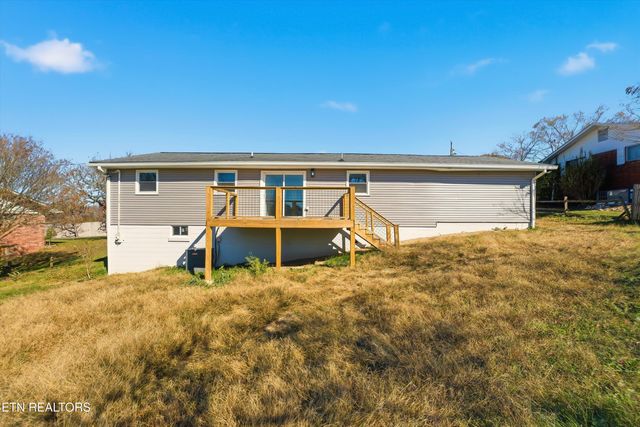 106 Nancy Drive, Clinton, TN 37716