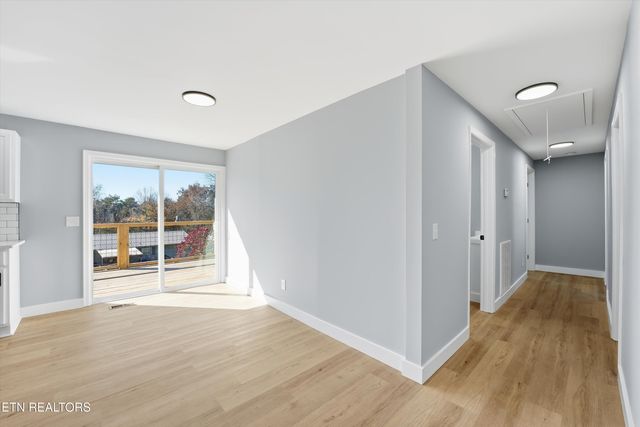 106 Nancy Drive, Clinton, TN 37716