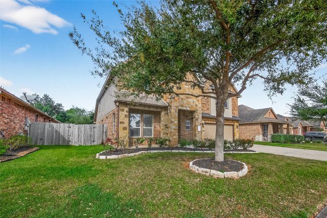 706 Fairway Drive, La Porte, TX 77571