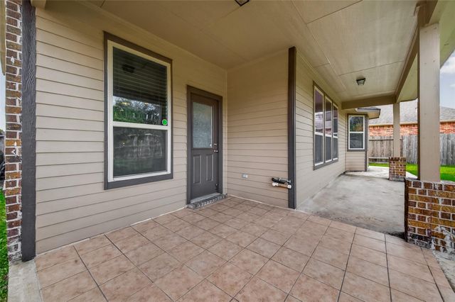 706 Fairway Drive, La Porte, TX 77571