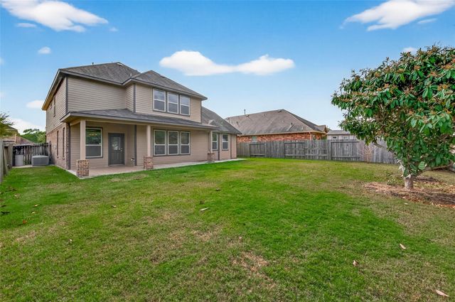 706 Fairway Drive, La Porte, TX 77571
