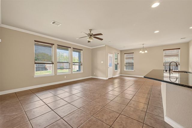 706 Fairway Drive, La Porte, TX 77571