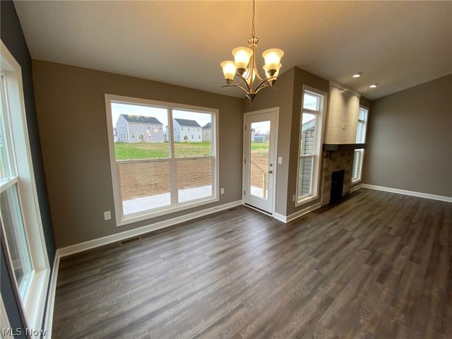 3476 Wicker Street NE, Canton, OH 44721