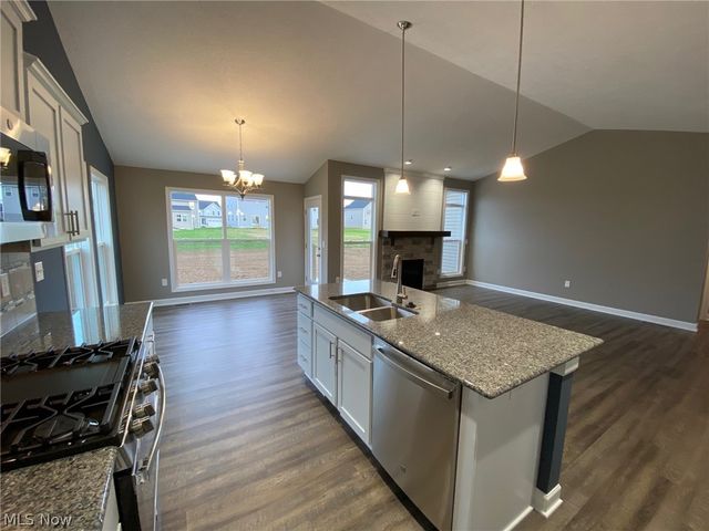 3476 Wicker Street NE, Canton, OH 44721