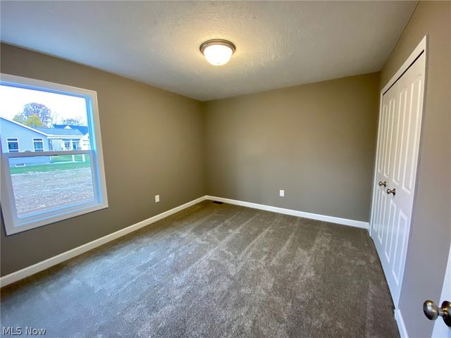 3476 Wicker Street NE, Canton, OH 44721