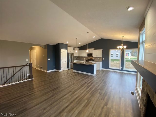 3476 Wicker Street NE, Canton, OH 44721
