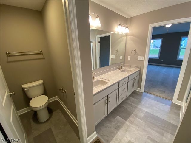 3476 Wicker Street NE, Canton, OH 44721