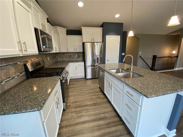 3476 Wicker Street NE, Canton, OH 44721