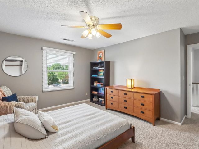 5 Olde Hickory Road, Coralville, IA 52241