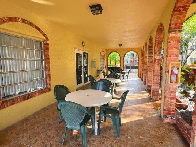 259 S CYPRESS Road 542, Pompano Beach, FL 33060