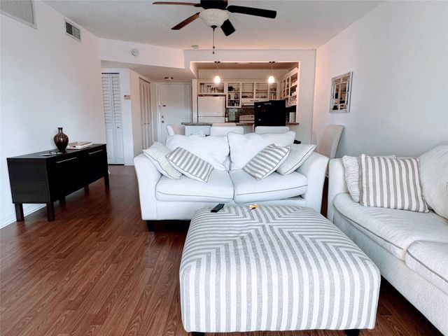 259 S CYPRESS Road 542, Pompano Beach, FL 33060