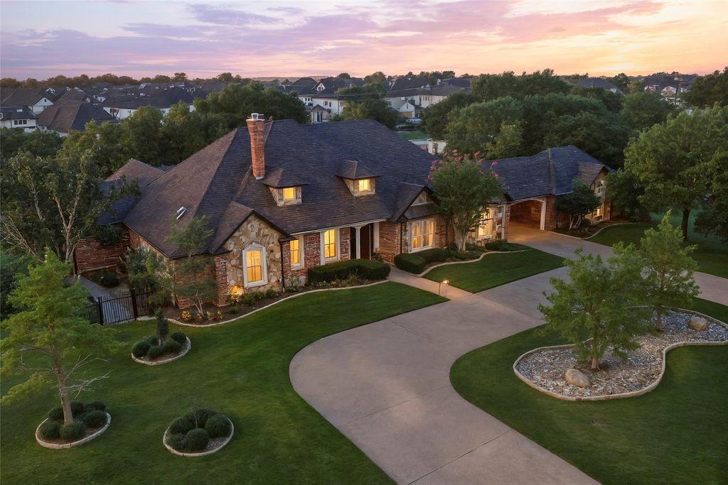 4561 Mahogany Lane, Copper Canyon, TX 75077