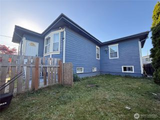 3926 S Warsaw Street, Seattle, WA 98118