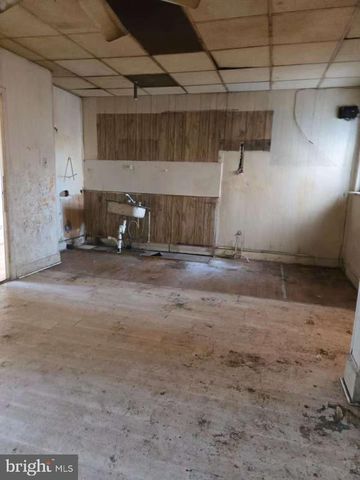 5548 N 5TH ST, Philadelphia, PA 19120