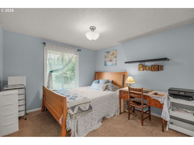 60 Ne 23RD St, Gresham, OR 97030