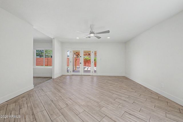 814 E CHILTON Drive, Tempe, AZ 85283