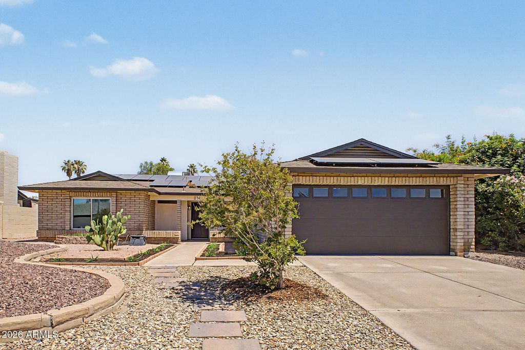 814 E CHILTON Drive, Tempe, AZ 85283 — photo 2