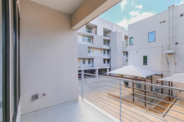 2401 Crawford Street C1B, Houston, TX 77004