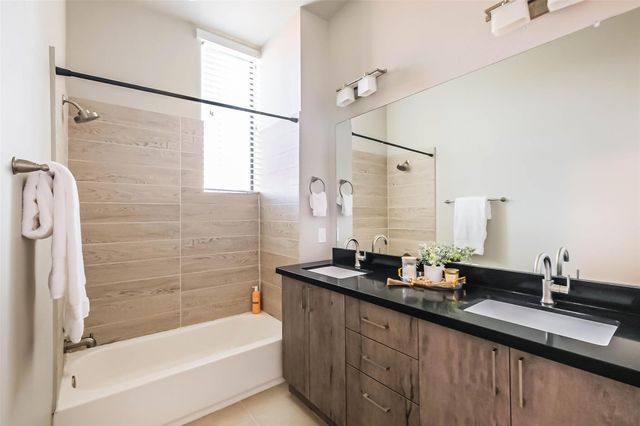 2401 Crawford Street C1B, Houston, TX 77004