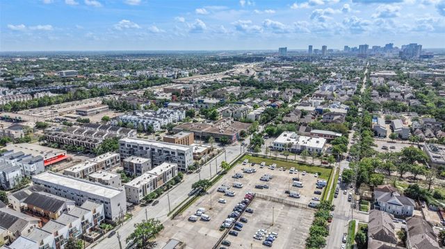 2401 Crawford Street C1B, Houston, TX 77004